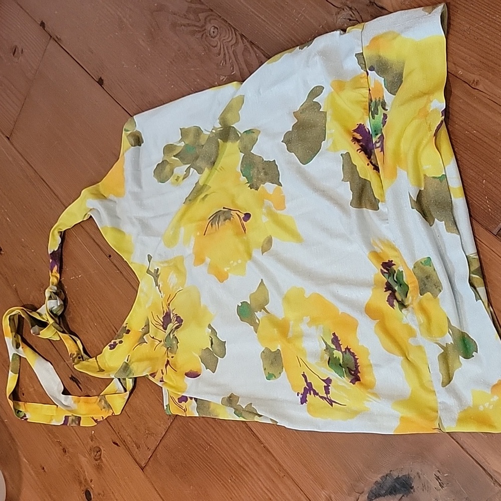 Anthropolgie halter, size medium
